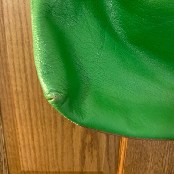 Dooney and Bourke Green shoulder bag - Picture 8 of 10